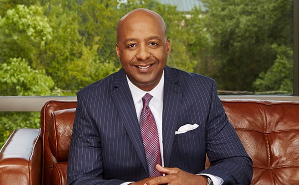 Marvin Ellison black CEO of Lowes provides grants to small black businesses amid pandemic 